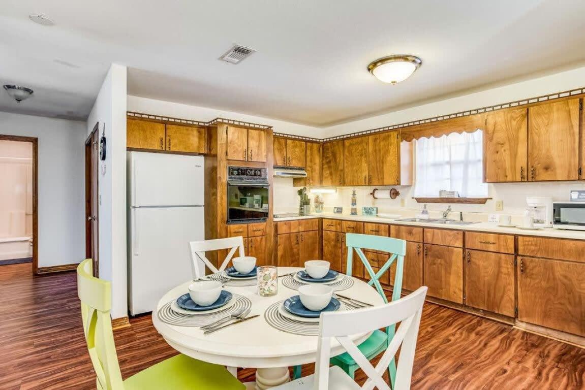 Brilliant In Bellview-Back Unit-- Mins To Nas Pensacola, Beach, Shopping Экстерьер фото