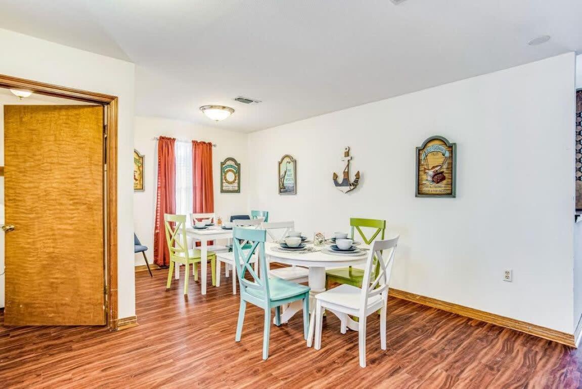 Brilliant In Bellview-Back Unit-- Mins To Nas Pensacola, Beach, Shopping Экстерьер фото