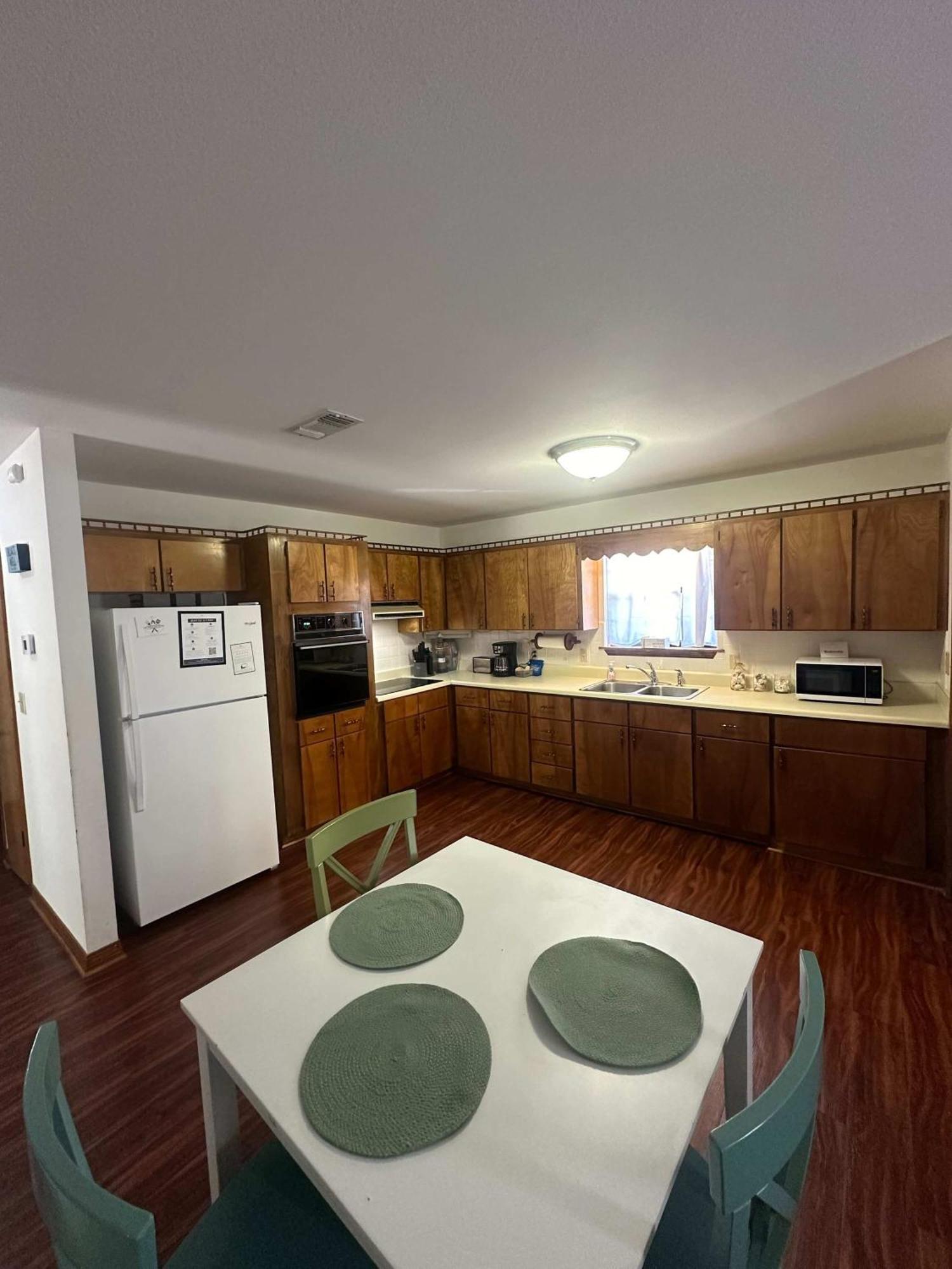 Brilliant In Bellview-Back Unit-- Mins To Nas Pensacola, Beach, Shopping Экстерьер фото